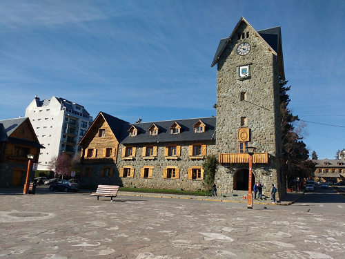 Se pone en valor el Centro Cívico de Bariloche con motivo de sus 80 años